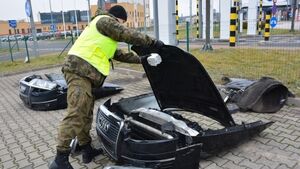 Autem przewozili 29 części samochodowych. Wszystkie były kradzione