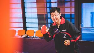 Otwarty trening Dojlid Białystok. Wang Zeng Yi zagrał z prezydentem Truskolaskim [ZDJĘCIA]