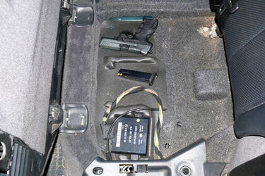 Chciał wwieźć broń palną i amunicję. Zatrzymano go na granicy