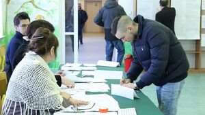 Referendum w sprawie lotniska. Do końca zostało niecałe pięć godzin [ZDJĘCIA]