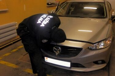 Celnicy pokrzyżowali plany właścicielce nowiutkiej mazdy