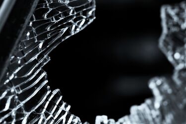 Zabłudów. 36-latek ukradł pieniądze, papierosy i zamrożone mięso