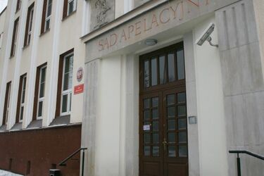 Ojciec znęcał się nad rodziną. Za jego zabicie odpowie m.in. syn ofiary