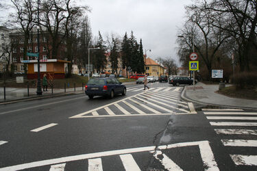 Zamknięte ulice i trasy zastępcze autobusów. W niedzielę planowany jest bieg uliczny