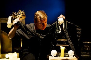Weekend w teatrze. Wygraj bilety na spektakle [KONKURS]
