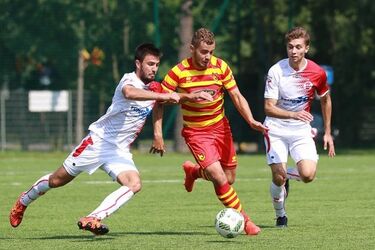 Wzmocnione rezerwy Jagiellonii ograły lidera z Łodzi