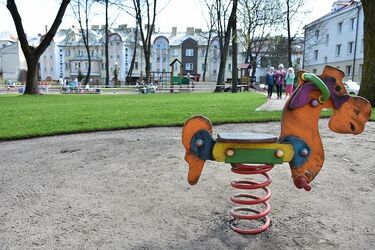Do końca czerwca przy tych przedszkolach zmodernizowane będą place zabaw