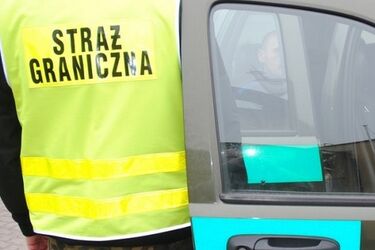 Kierowcy na "podwójnym gazie" zatrzymani w sobotę i niedzielę