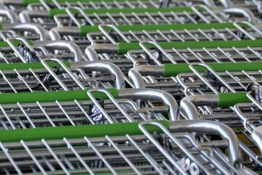 Wielkanocne zakupy. Sprawdź, jak pracują sklepy 