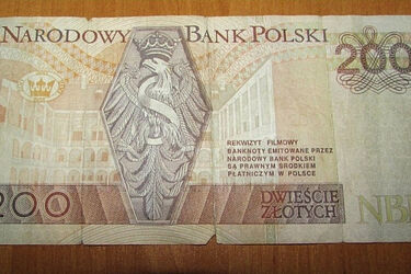 Za alkohol chciał zapłacić... filmowym rekwizytem