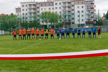 Już można korzystać z nowego boiska trawiastego do gry w piłkę nożną