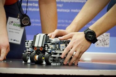 Święto robotów na Politechnice. Widzowie mile widziani