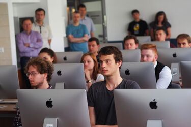 Politechnika chce kształcić programistów. Teraz ma nowoczesne laboratorium