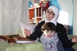 Uchodźczynie z Syrii potrzebują maszyn do szycia. Każdy może pomóc [WIDEO]