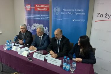 Program "Za życiem". Rząd chce poznać opinie nt. ewentualnych zmian