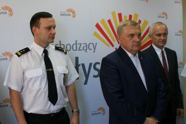 Z wielkiej chmury małe bum