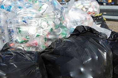 Nowa opłata recyklingowa. Sporo zapłacimy za "jednorazówkę"