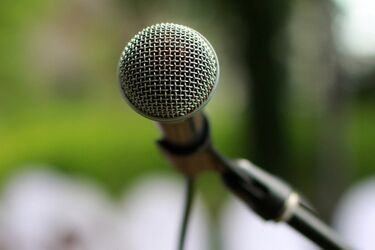 Granie na byle czym na Rynku Kościuszki