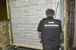 Kontrabanda ukryta pośród szyb. Była sporo warta