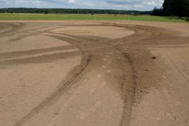 19-latek z Białegostoku podpadł hajnowskim policjantom. Spowodował straty na 100 tys. zł