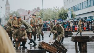 Czołgi, konie i wybuchy. Największa bitwa w dziejach Białegostoku [ZDJĘCIA]