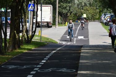 Głowna ulica na Dziesięcinach w całości dostępna dla rowerzystów