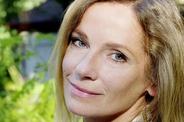 Laureatka Nagrody Nike w Białymstoku. Jej powieści tłumaczone są na wiele języków