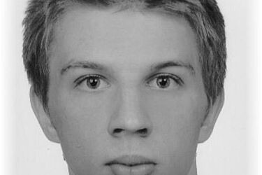 Damian w nocy wyszedł z imprezy i nie wrócił. Czy ktoś wie, gdzie jest?