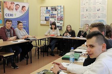 Bezpłatne kursy językowe - kto skorzysta?