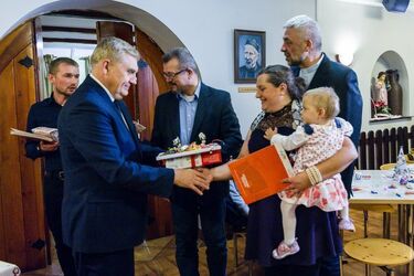 Zadbać o to, by rodziny były razem. Program "Odzyskać dziecko"