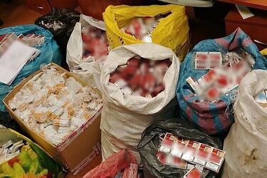 "Sprytny" 47-latek kontrabandę schował nawet w ciągniku