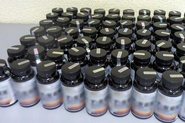 Wiózł środki na redukcję tkanki tłuszczowej. Przeliczył się