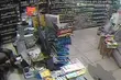 Skok na spożywczak. Amatorzy cudzego mienia zabrali 10 zł i papierosy