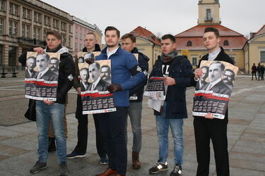 Patriotyczny kalendarz na walentynki - każdy może go mieć