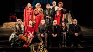 Po premierze "Zemsty". Owacja na stojąco w Teatrze Dramatycznym
