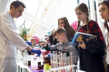 Będą gry, zabawy i chrupki młodego naukowca. Zbliżają się dni otwarte w kampusie UwB