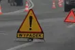 Auto dachowało i wpadło do rowu. 2 osoby są ranne