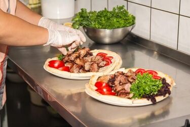 Szukasz pracy w gastronomii? PSS Społem Białystok rekrutuje 