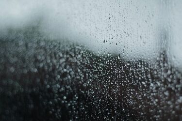 Najpierw deszcz, a potem śnieg. Pogoda nie rozpieszcza