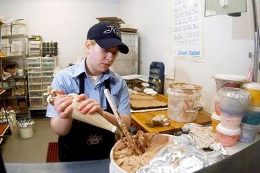 Tych zawodów brakuje w naszym regionie. Z dobrze płatną pracą nie powinno być problemu