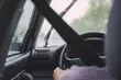 Śmiertelny wypadek. Auto wpadło w poślizg, pasy nie wytrzymały
