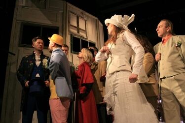 W pogoni za... słomkowym kapeluszem. Rozśpiewana premiera w BTL-u