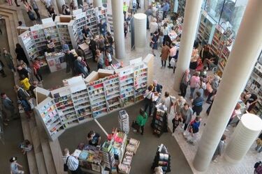 Frekwencyjny sukces Targów Książki. Białostoczanie chcą czytać [ZDJĘCIA]