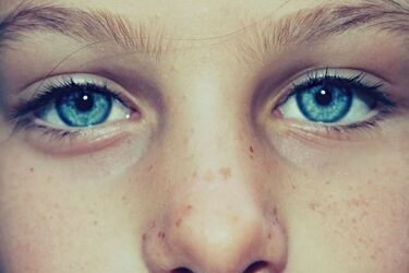 Bezpłatne badania skóry. Można sprawdzić m.in. piegi i pieprzyki