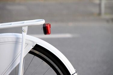 2 rowerzystki pod kołami aut. Trafiły do szpitala