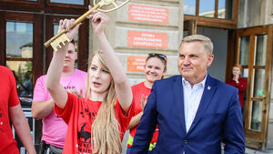 Studenci zawładnęli miastem. Rozpoczęły się Juwenalia [ZDJĘCIA]