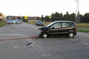 Poważny wypadek. Jedna osoba przetransportowana śmigłowcem do szpitala