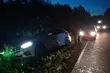 Uciekał kradzionym samochodem, później pieszo. Zatrzymał go pies