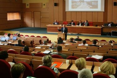 "Stało się to, co się miało stać". Prezydent znów bez absolutorium