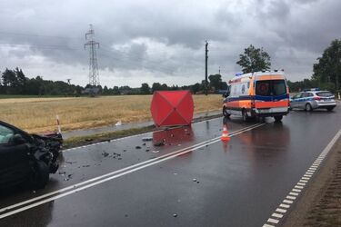 Motocyklista nie żyje. Są utrudnienia w ruchu